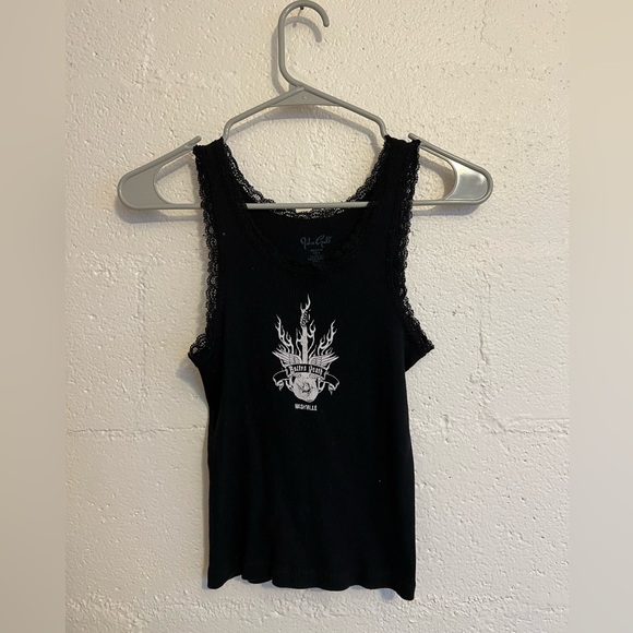 Brandy Melville Tops - Brandy tank